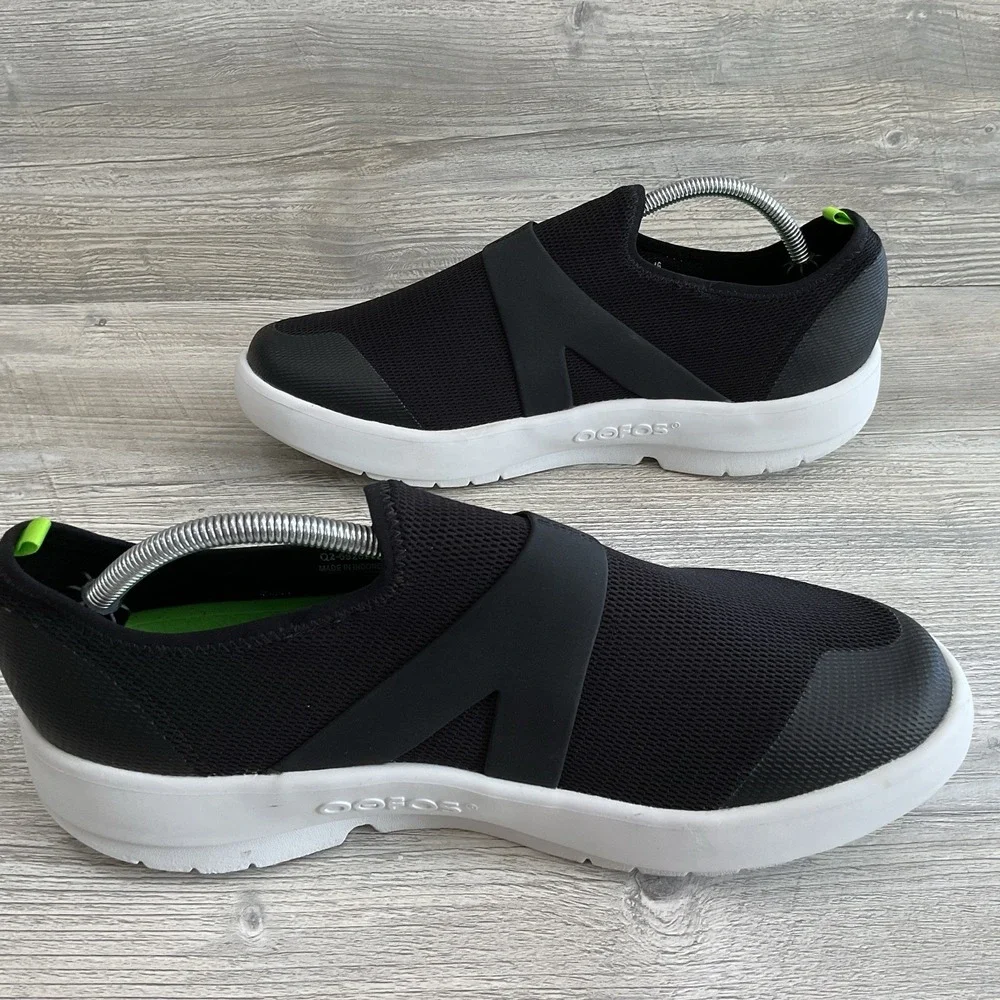 OOFOS OOmg Sport Shoes Men 13 Black Walking Recovery Comfort Sneakers Athletic
